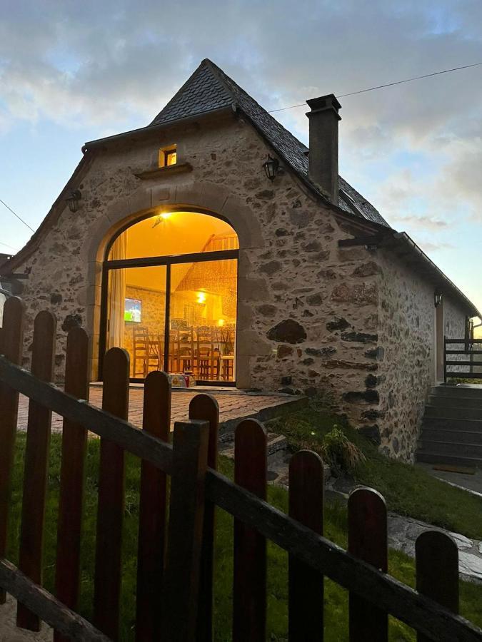 Maison Charmante A Maleville Avec Jardin Prive Et Parking.B Dış mekan fotoğraf